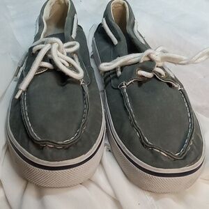 St. John's Bay men's loafer boat shoe size 10